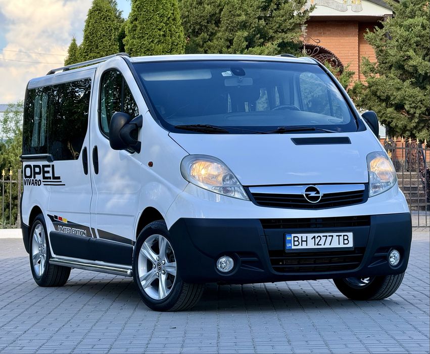 В Продажі Opel VIVARO 2.0 В Ідеальному Стані!!! Максимальна Комплектація! 8+1