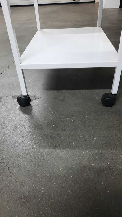 Carrinho médico com gaveta