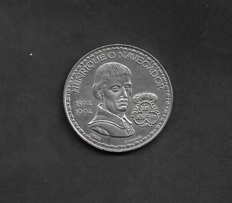 Moedas comemorativas de 200 Escudos