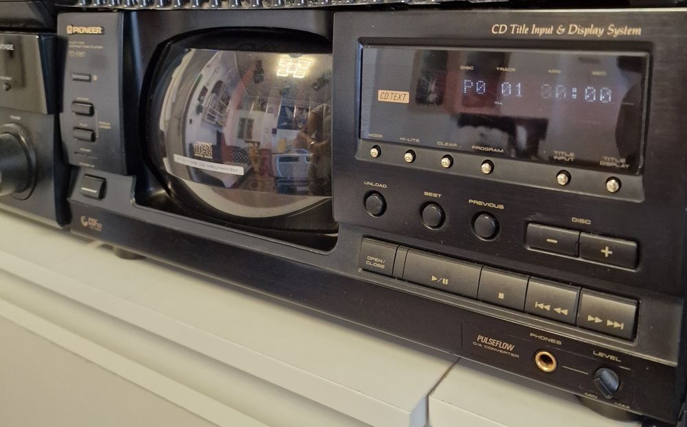 Pioneer PD F957 Zmieniarka na 101 płyt CD, pilot. Stan bardzo dobry