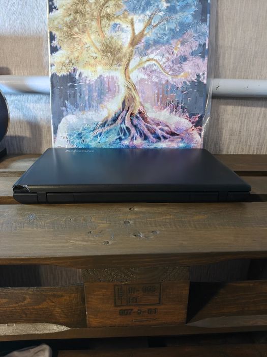 Продам ноутбук Lenovo G710 Intel Pentium 2.4 GHz