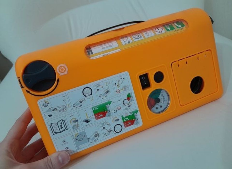 Компресор active tools