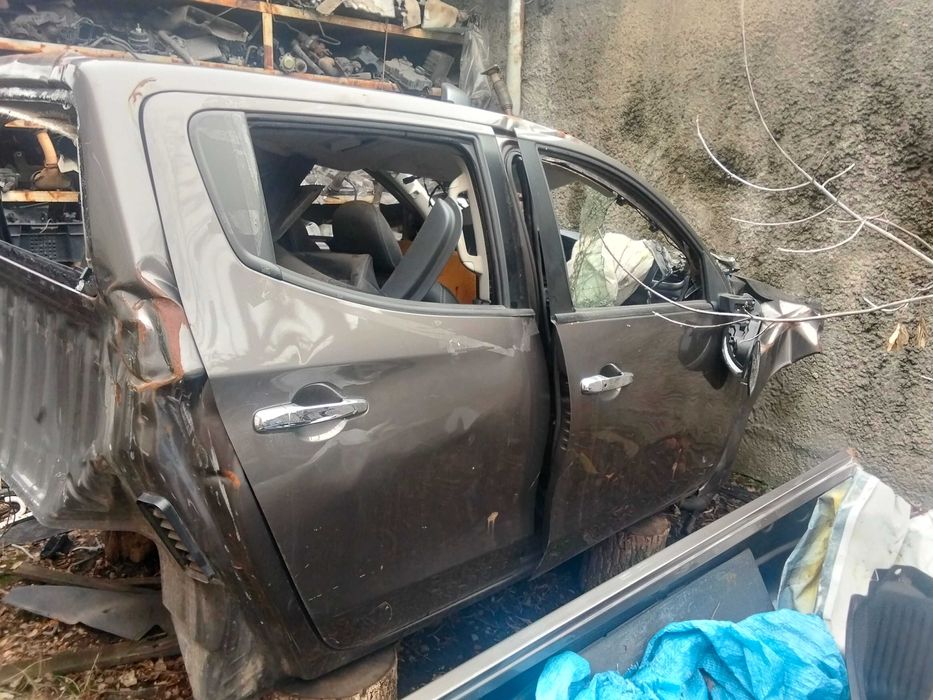 розбираю л 200 2022 року