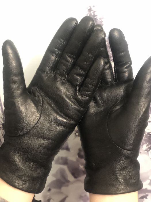 Кожані перчатки