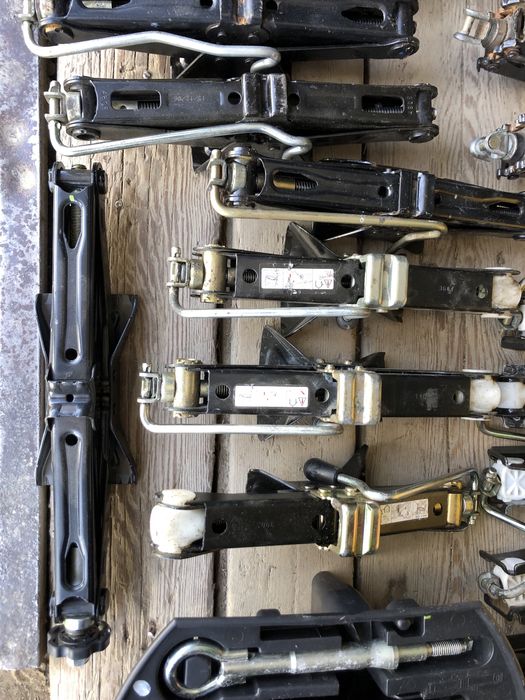 Домкрати оригінал ПЕЖО СІТРОЕН крюки ключі