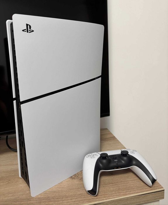 Продам PS5 Slim (new)