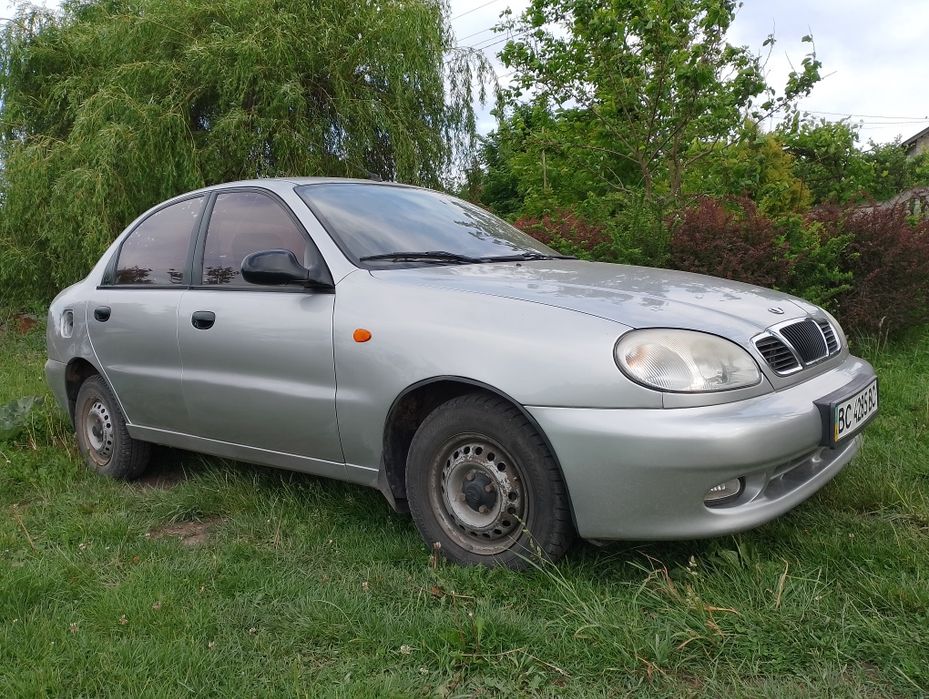 Продається автомобіль  Део Ланос