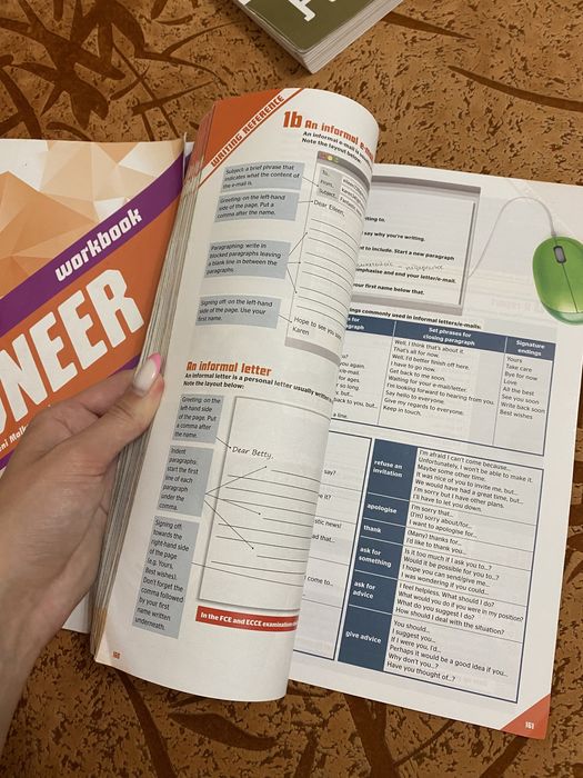 Pioneer student’s book + workbook