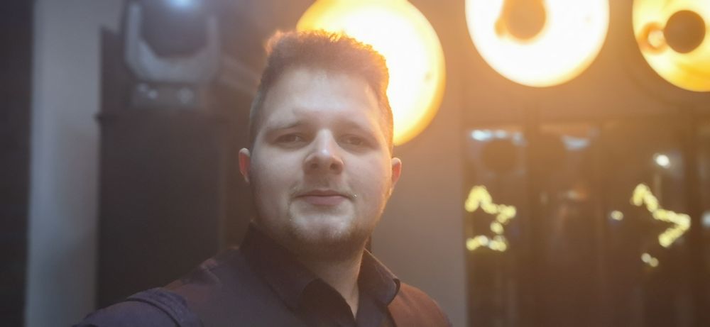 DJ, Wodzirej na 18, wesela - imprezy okolicznościowe , cyfry