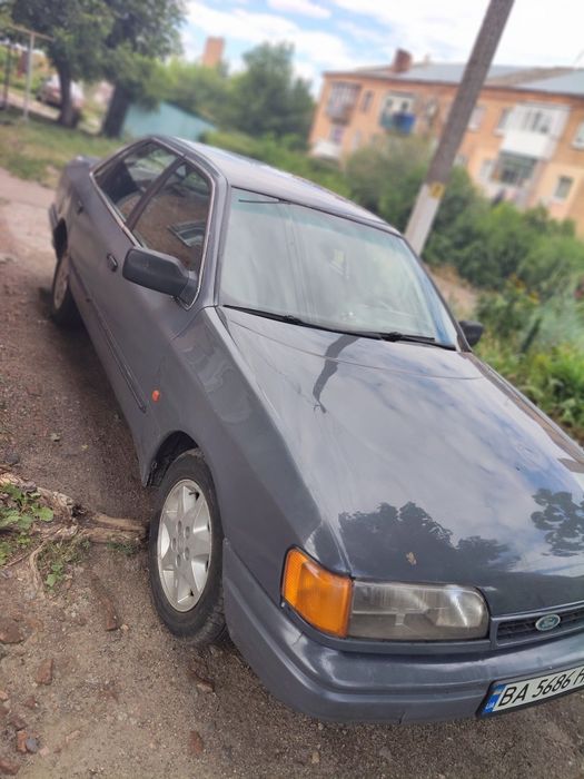 Продам форд Скорпио 1. 1990год