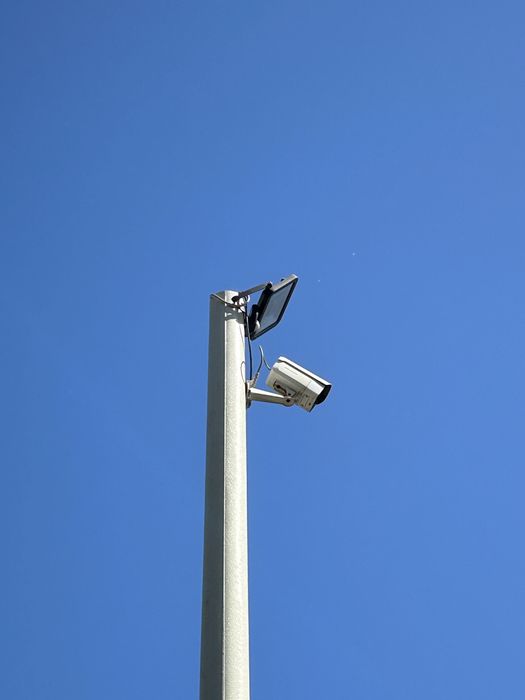 Słup/Maszt Kompozytowy Teletechniczny na Kamery - Lampy - Światłowód - Internet Oświetlenie Monitoring Kable
