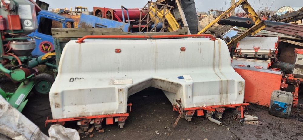 Банка тукова Kuhn