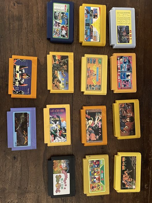 Lote de 20 Cartuchos Famiclone/Multicart “X in 1” — Curiosidade Retro (Não Oficiais)