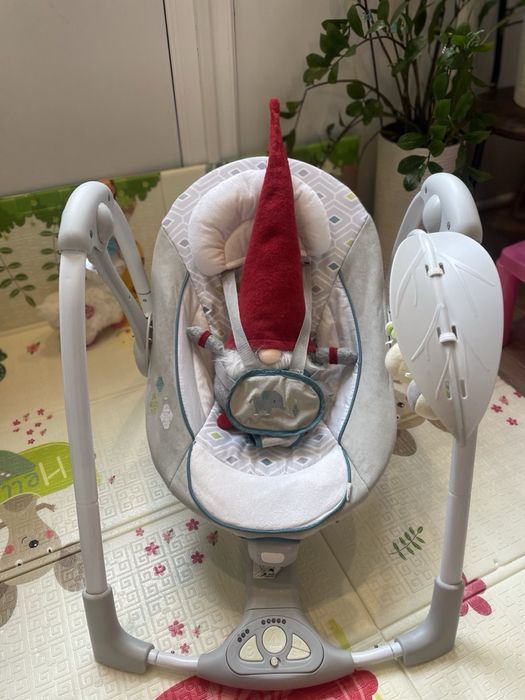 Крісло-гойдалка Ingenuity ConvertMe, дитячий шезлонг