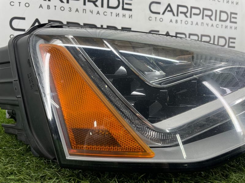 Фара правая AUDI A8 D4 4,2 2011