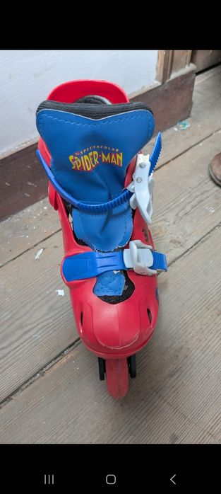 Patina de Rodas. Criança ( spider man/marvel) 28-31