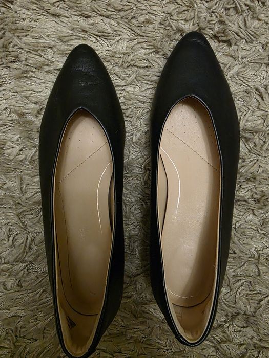 Класичні шкіряні чорні туфлі CLARKS,р38