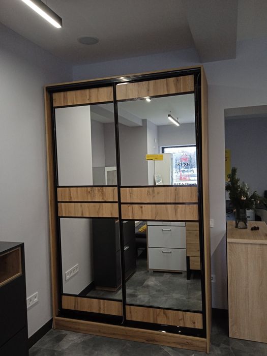 Шафи-купе Розпродаж