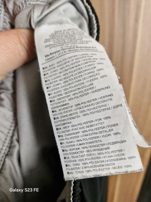 Spodenki krotkie damskie Nike rozmiar L stan idealny