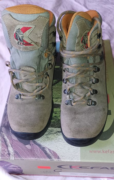 Buty trekkingowe trapery Kefas r. 37