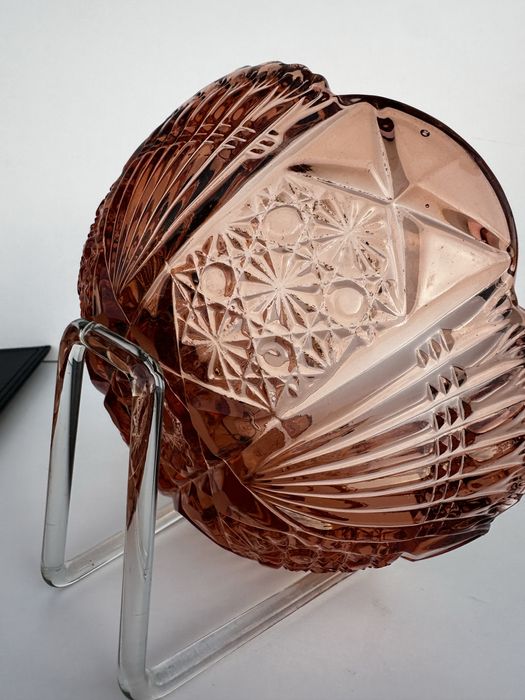 Rozalinowa kryształowa misa