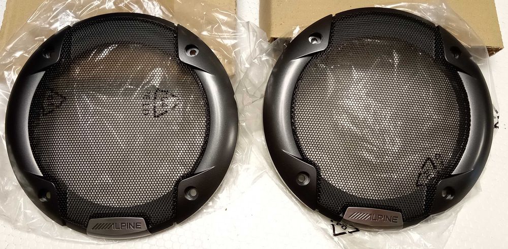Mascara (tampa) de auto-falante "ALPINE", par por 5€