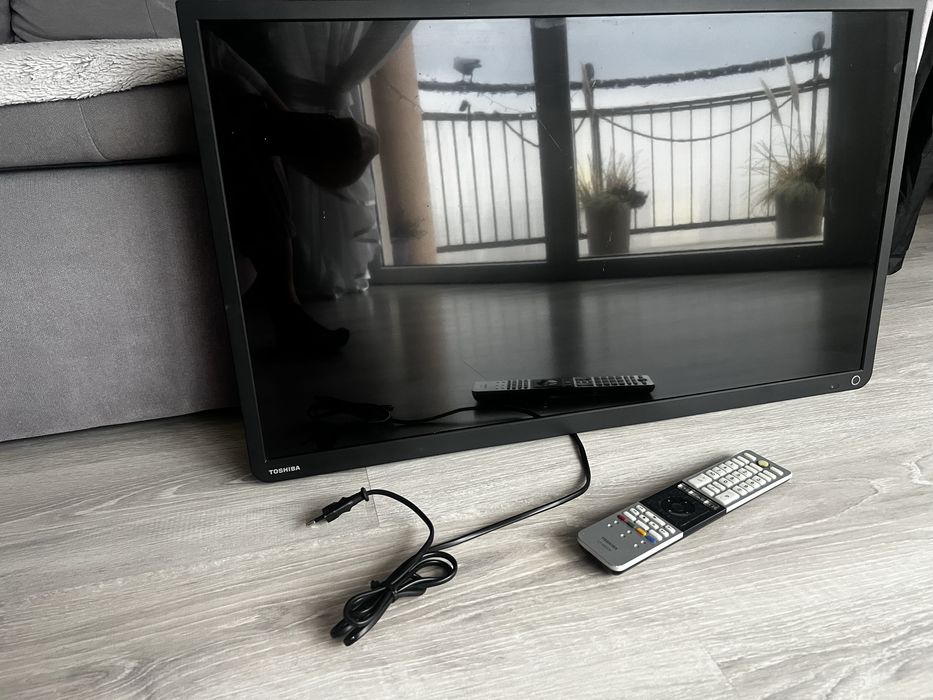 Telewizor Toshiba 32 cale uzywany sprawny