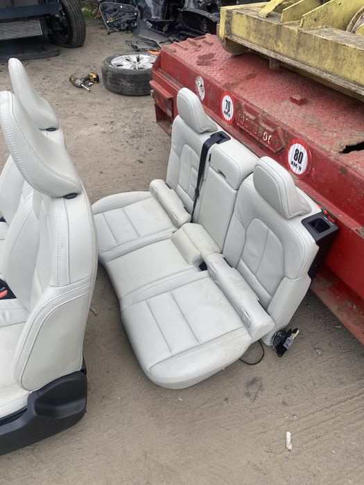 Volvo XC40 C40 салон сидіння