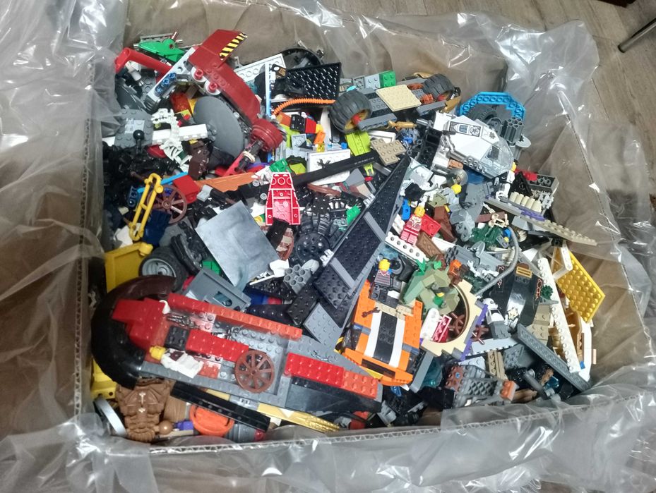 Sprzedam klocki Lego 10,5kg