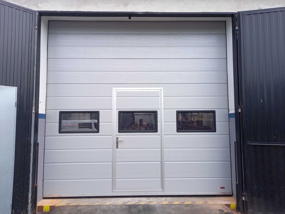 PRODUCENT brama segmentowa garażowa przemysłowa bramy garażowe LUTCZA