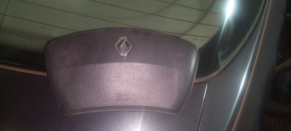 Подушка безпеки водія