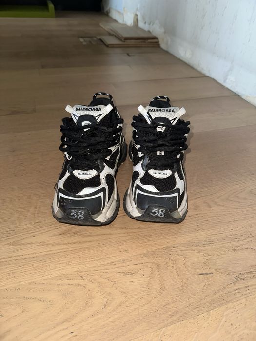 Balenciaga runner 7.5