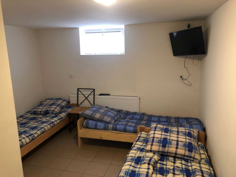 pokoje , kwatery , noclegi , hostel