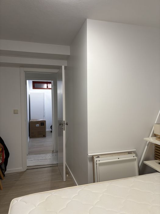 Quarto para uma ou duas pessoas junto ao metro Santo Ovídio