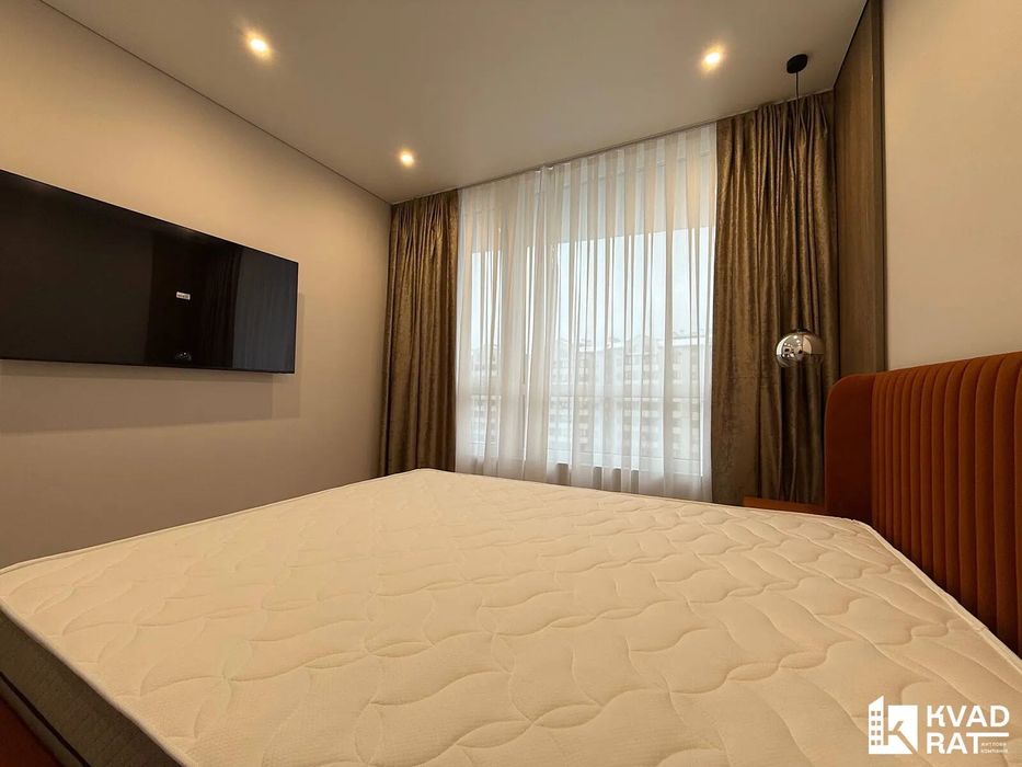 Квартира першої здачі в самрму центрі  1.5 кім