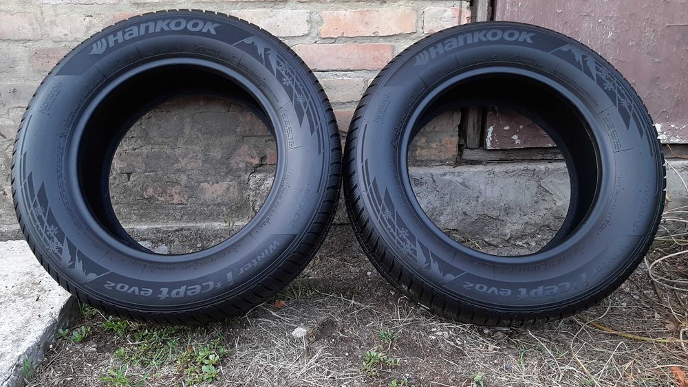 Резина зимова 235/60 R16 Hankook Winter i*cept evo2 пара