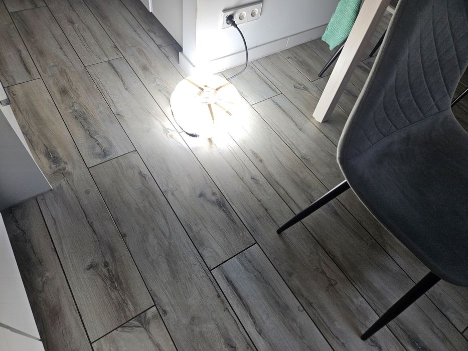 Sprzedania wąż  ledową ciepła barwa i zimna okolo 70 m bieżących