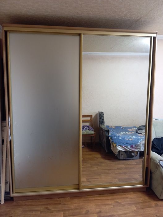 Шкаф-купе продам