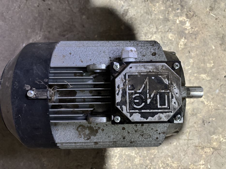Продам Електро мотор 5,5кв