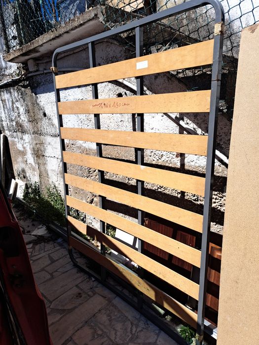 Estrado de cama como novo