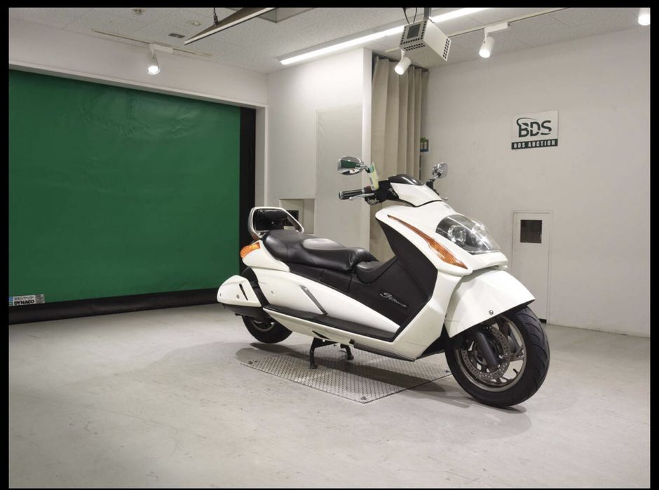 Свіжак з Японії! Gemma250!