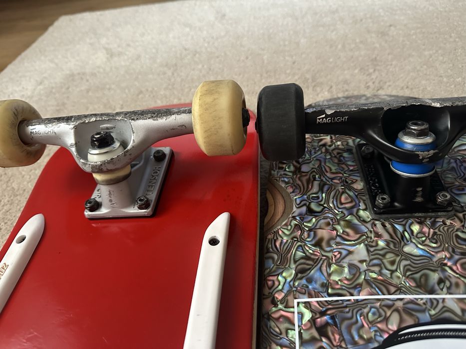 2 skates profissionais 130€