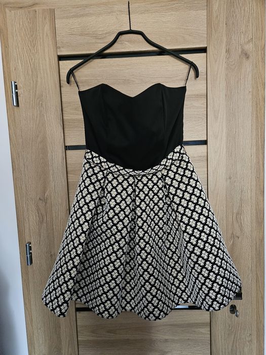 Sukienka wieczorowa.  Agnes. Rozmiar 40