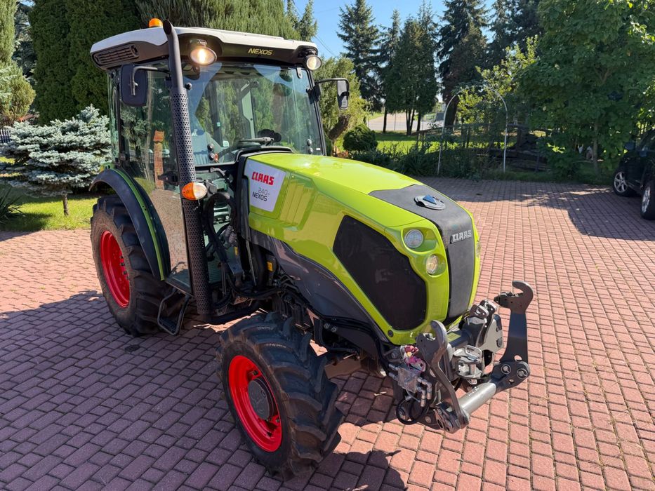 Claas Nexos 240F super stan 2100mth ciągnik sadowniczy Tuz