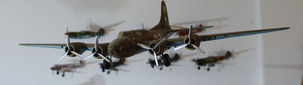 Модели самолетов,  вертолет,  масштабы - 1:32,1:48