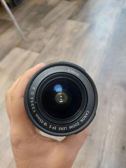 Фотоапарат Canon EOS 1100D