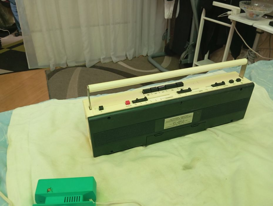 Магнитофон антикварный Весна 310С-1.