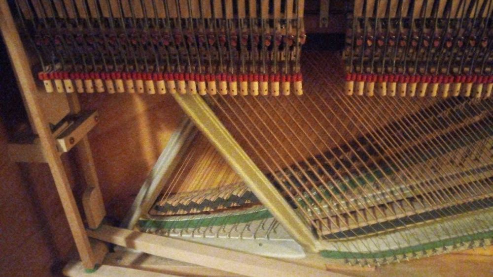 Piano vertical Manthey Klaviano