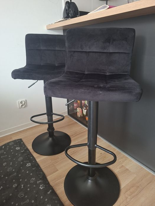 Krzesła hokery 2 sztuki