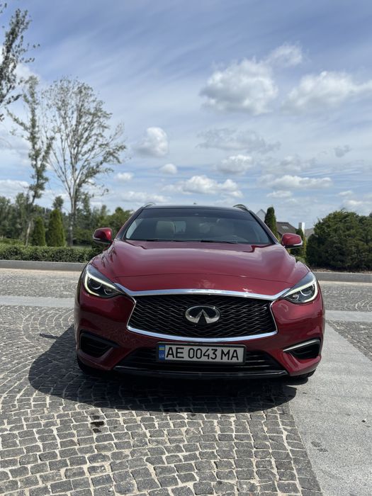 Продам infinity qx30